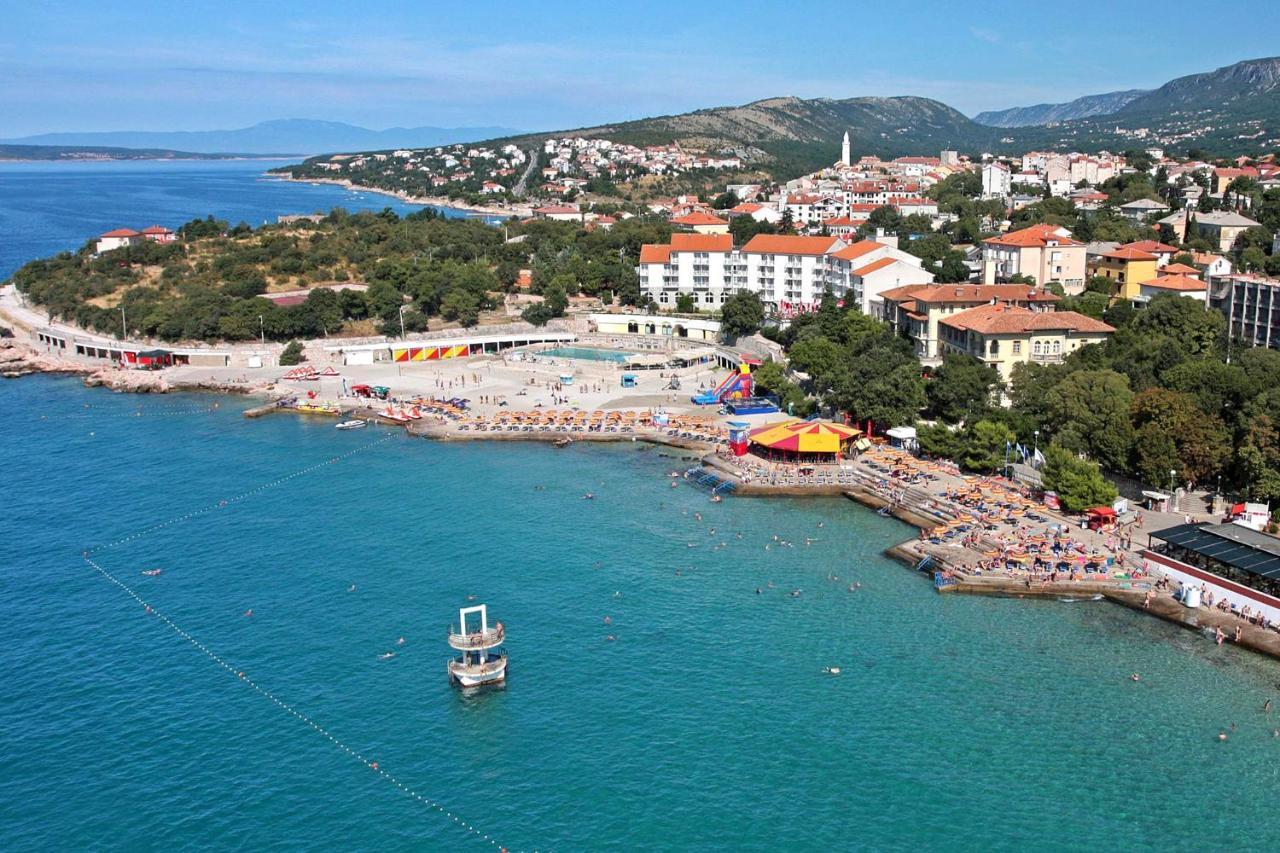 Apartments With A Parking Space Novi Vinodolski - 5593 Luaran gambar