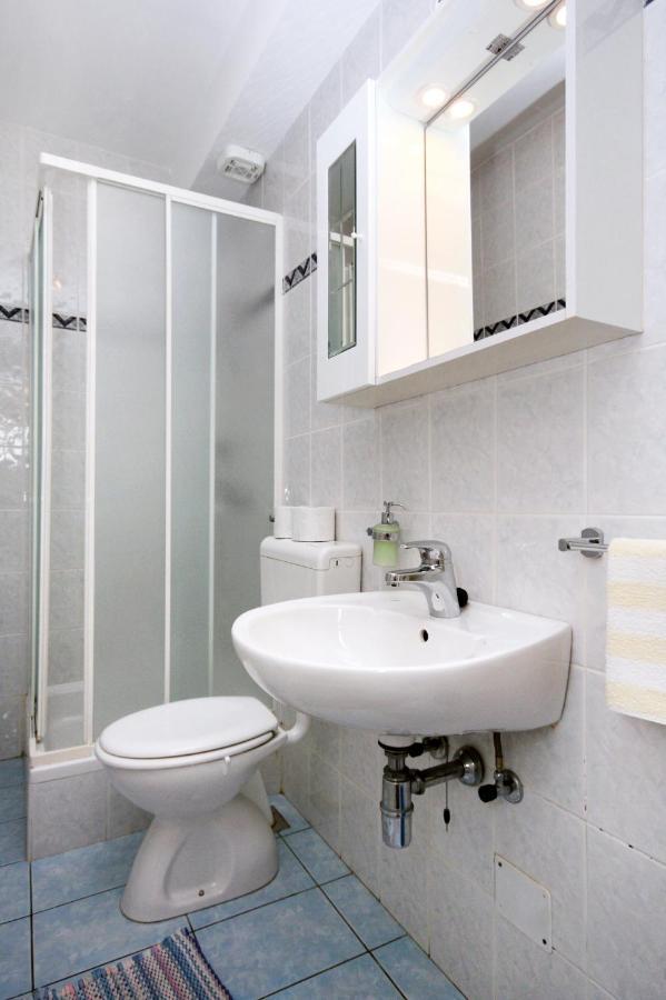 Apartments With A Parking Space Novi Vinodolski - 5593 Luaran gambar