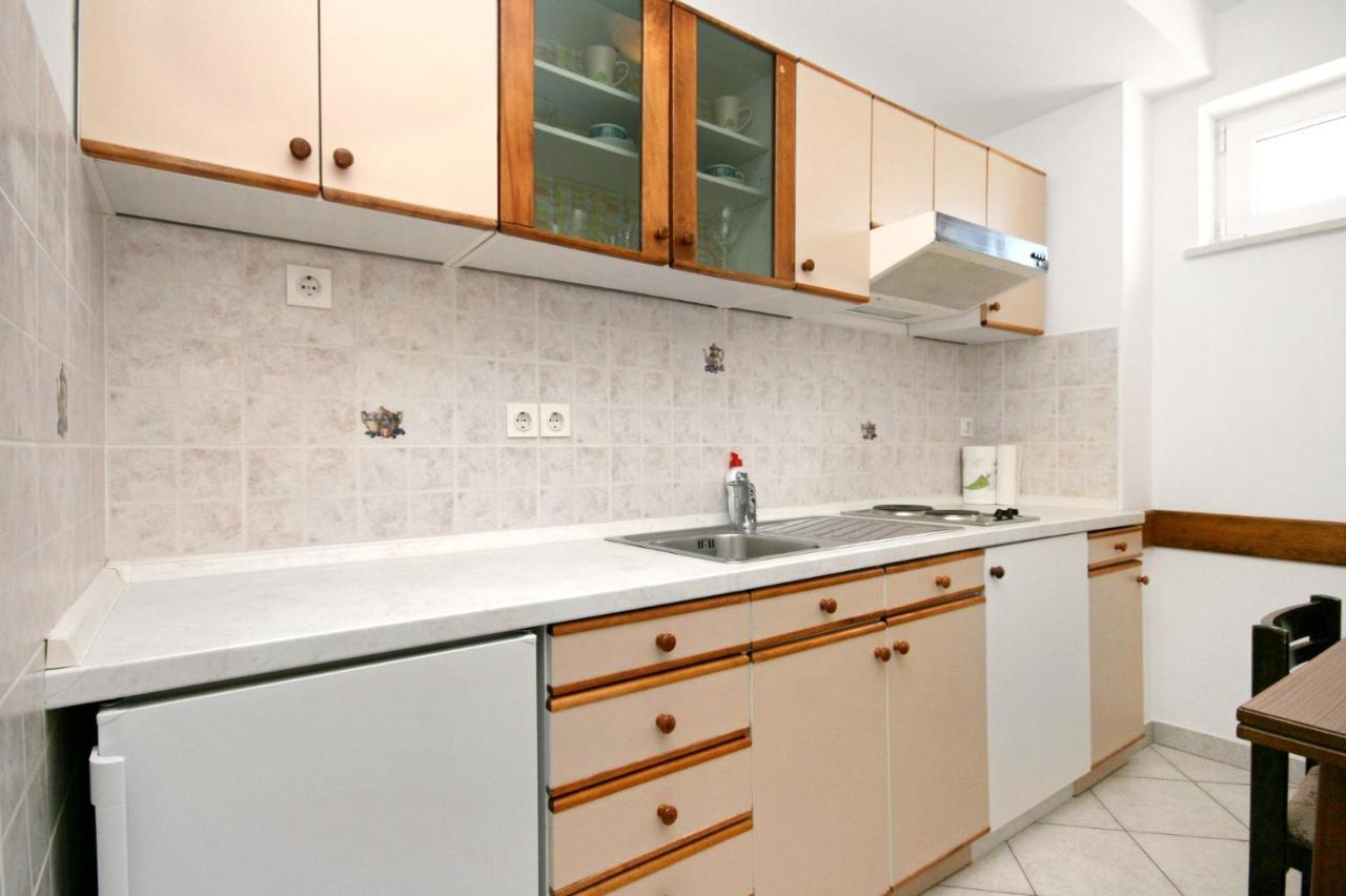 Apartments With A Parking Space Novi Vinodolski - 5593 Luaran gambar